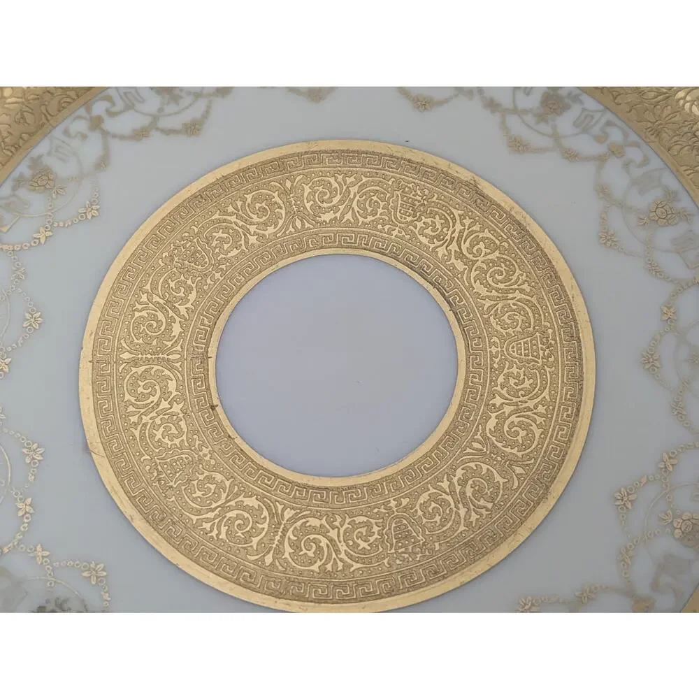 Rare Limoges Maroon 22kt Gold Encrusted Swags And Royal Garlands Dinner Plate